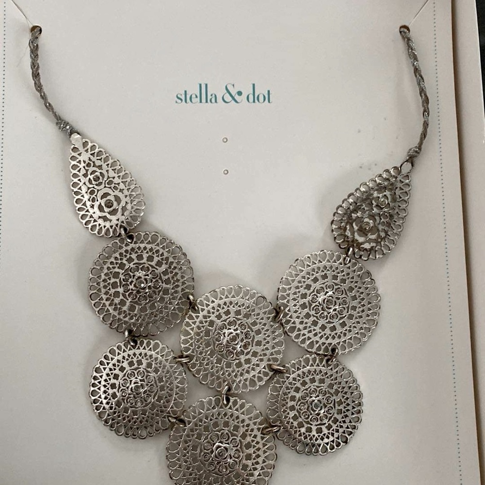 Stella & Dot necklace